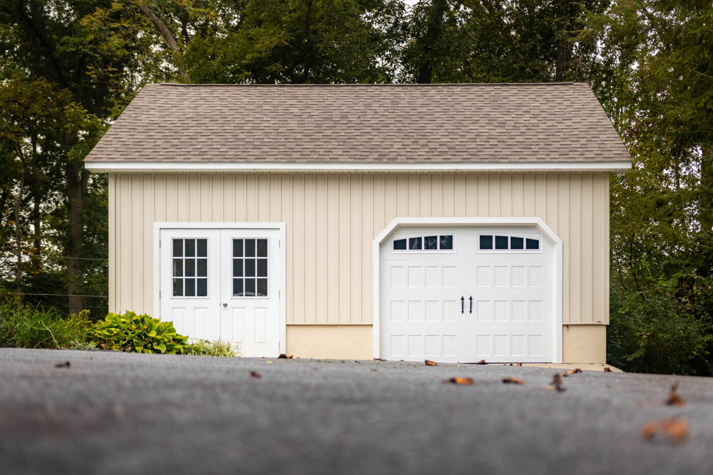 A single-story garage for sale from Sheds Unlimited